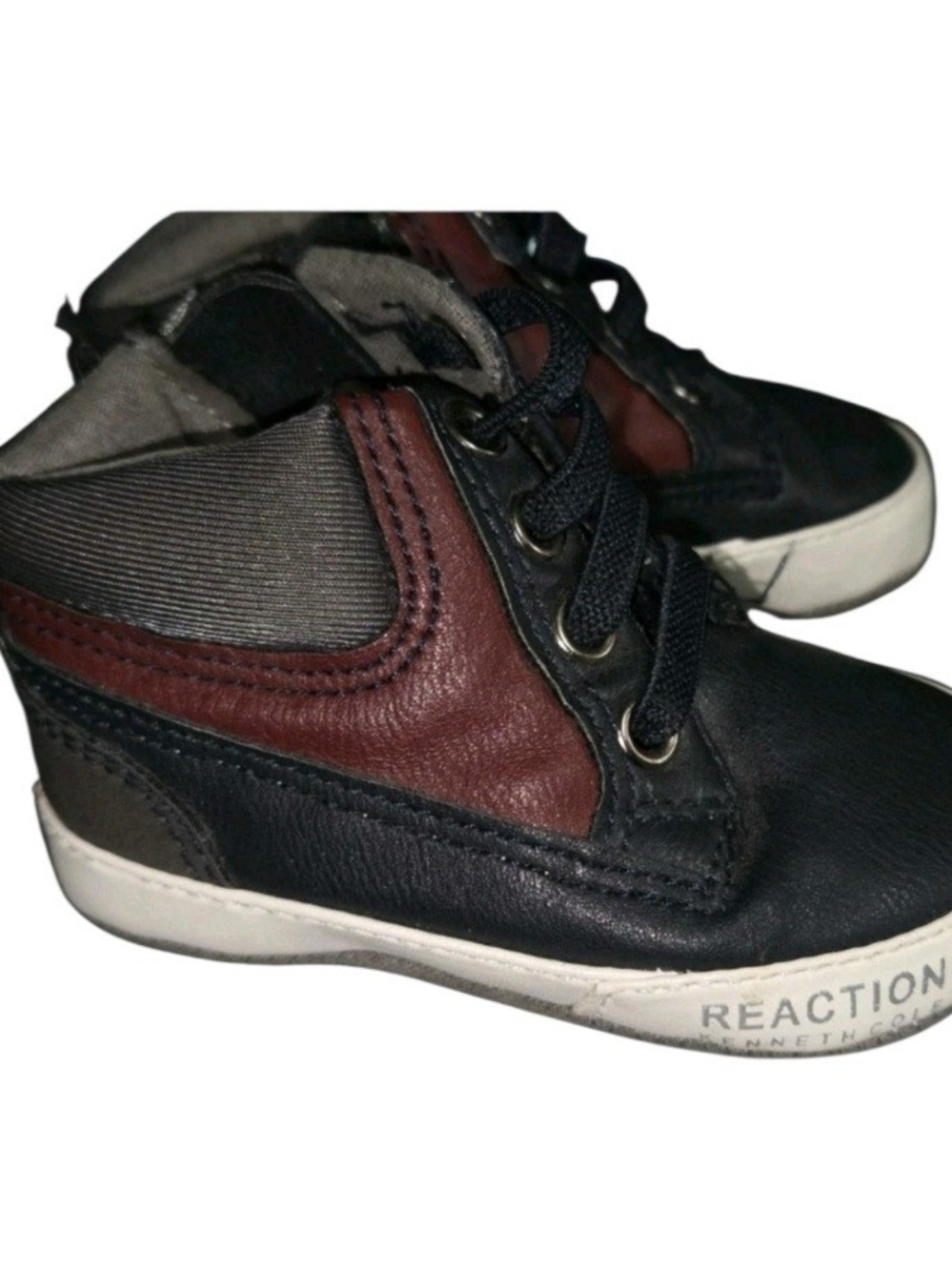 Reaction Kenneth Cole Baby Niall North Sneakers -sz 2